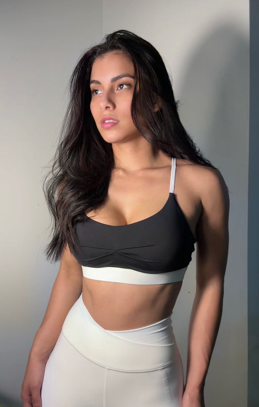 Top Dual Curve – Black & White