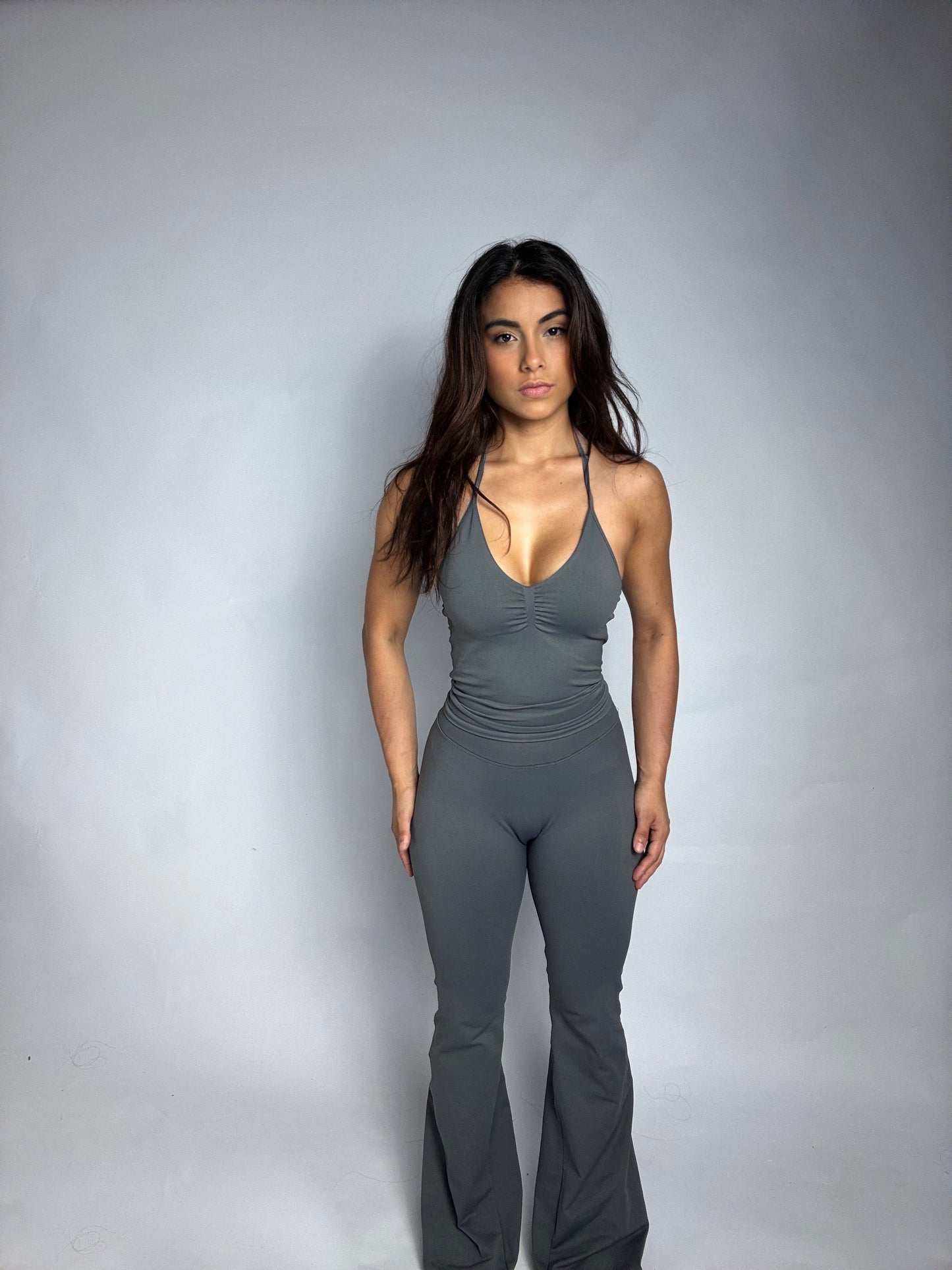 Sculpt Halter Flare Set Grey