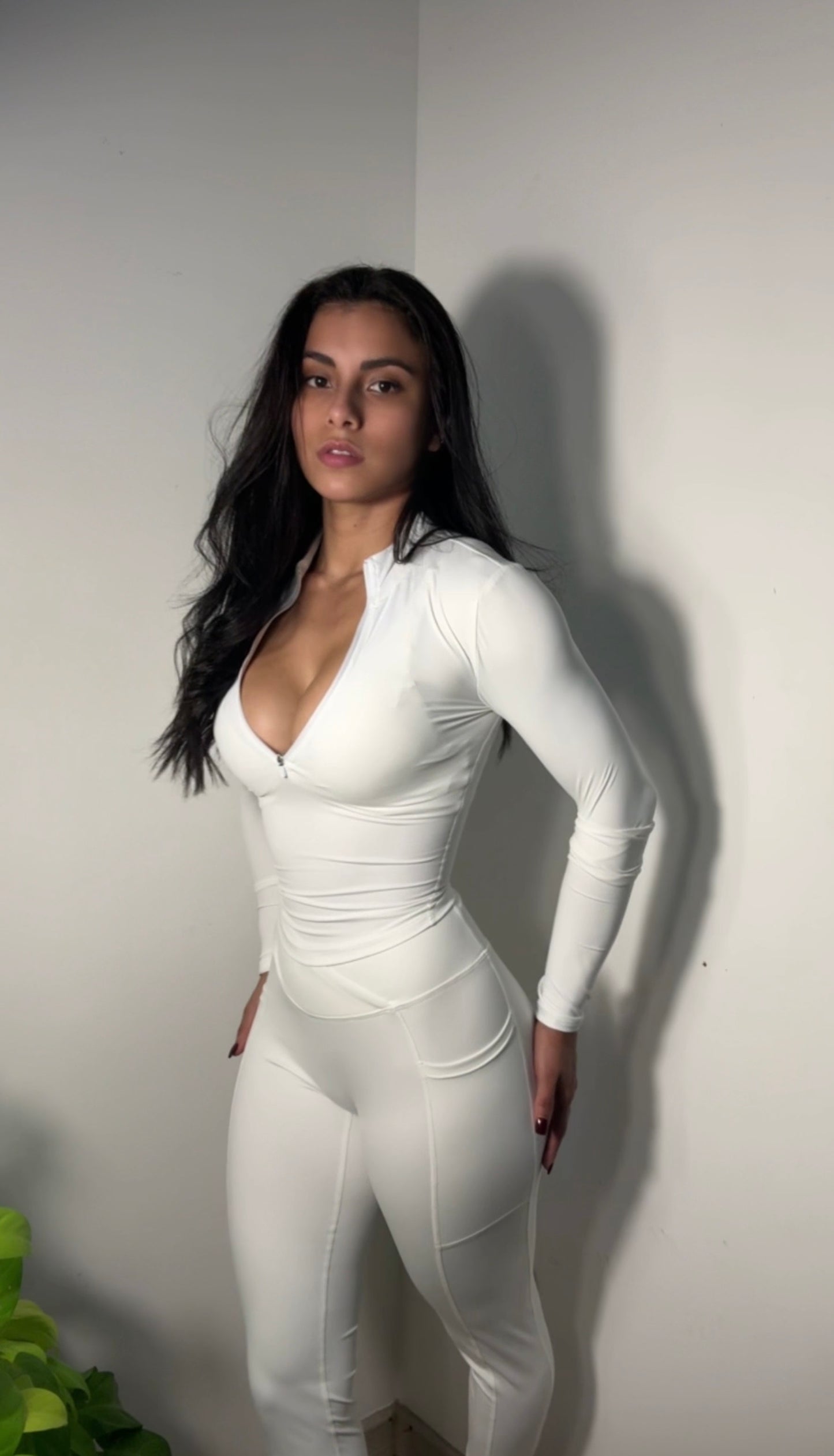 Suéter ZipFit – Blanco Escultural