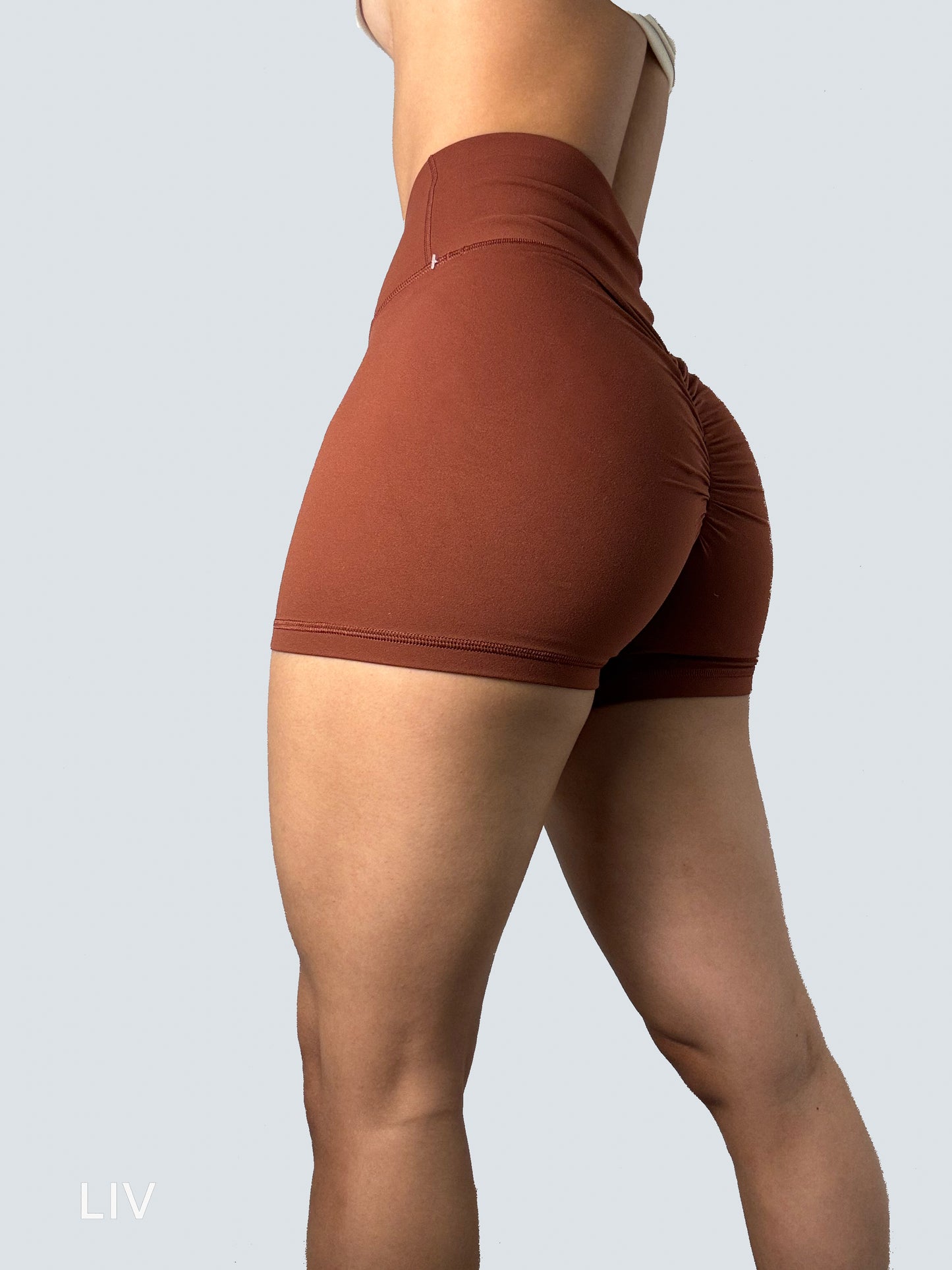 Short vino Curve – Scrunch | Pretina Cruzada | Cintura Alta